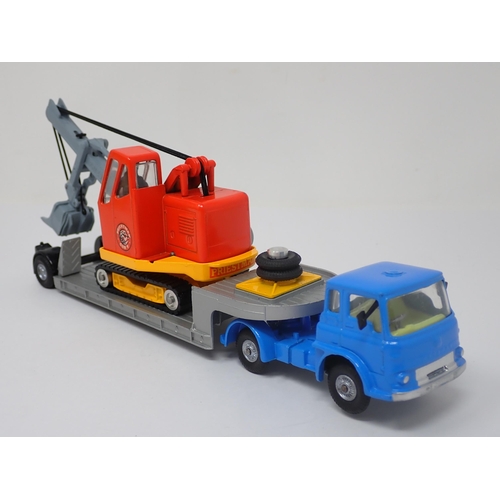 1190 - A boxed Corgi Major No.27 Gift Set Machinery Carrier with Bedford Tractor Unit and Priestman 'Cub' S... 