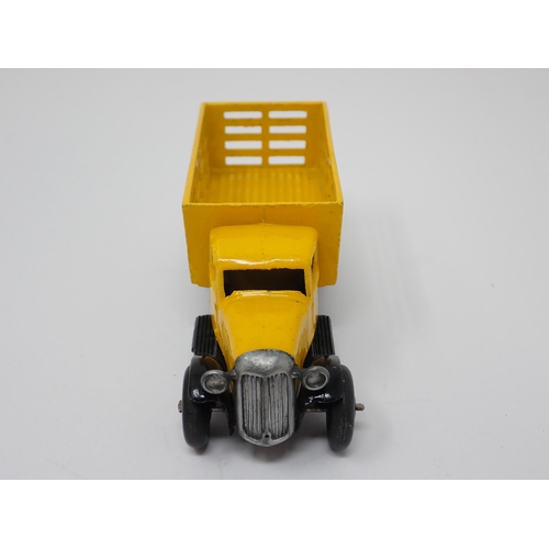 1226 - A Dinky Toys 25F yellow Produce Wagon