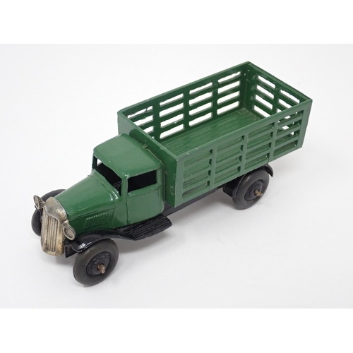 1241 - A Dinky Toys 25F green Farm Produce Wagon