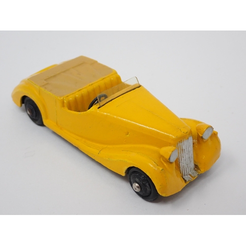 1242 - A Dinky Toys 38B yellow Sunbeam Talbot Sports