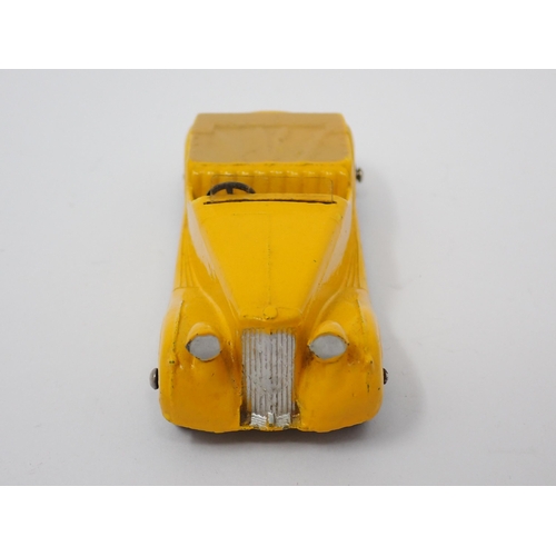 1242 - A Dinky Toys 38B yellow Sunbeam Talbot Sports