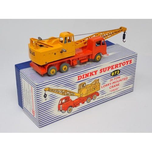 1251 - A boxed Dinky Toys No.972 20-ton Lorry Mounted Crane with insert