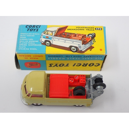 1255 - A boxed Corgi Toys No.490 Volkswagen Breakdown Truck