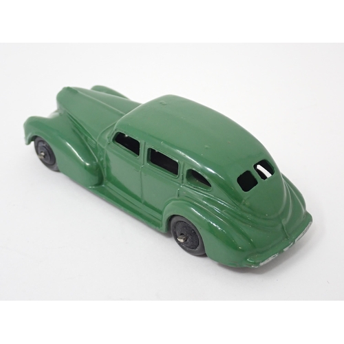 1269 - A Dinky Toys No.39E green Chrysler