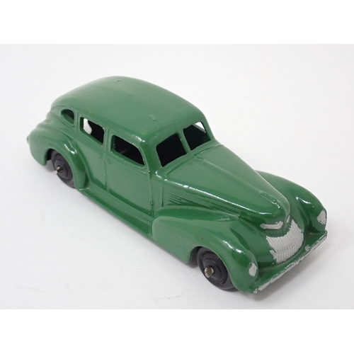 1269 - A Dinky Toys No.39E green Chrysler