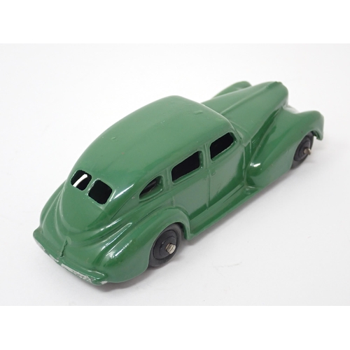 1269 - A Dinky Toys No.39E green Chrysler