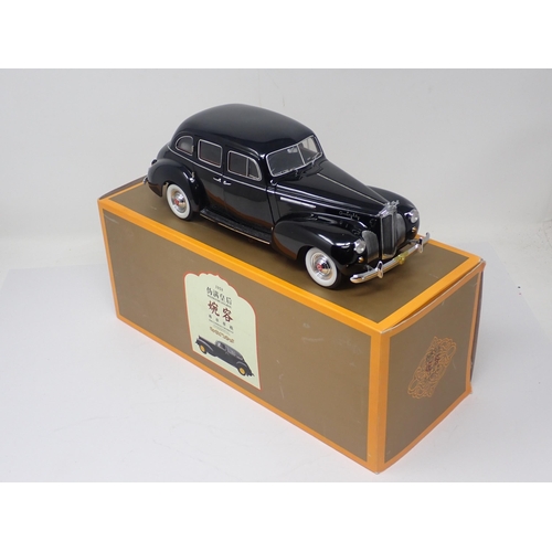 1301 - A boxed Weimanhuanghou 1:18 scale Car