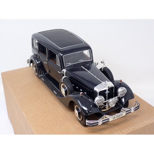 1303 - An unboxed 1:18 scale Ricko Horch 851 Pullman