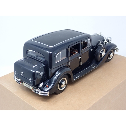 1303 - An unboxed 1:18 scale Ricko Horch 851 Pullman