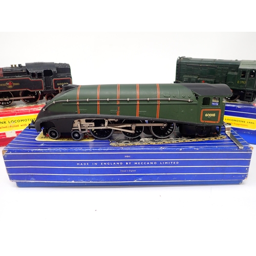 1333 - A boxed Hornby-Dublo 3-rail EDL11 'Silver King' Locomotive lacking tender, locomotive is very good c... 