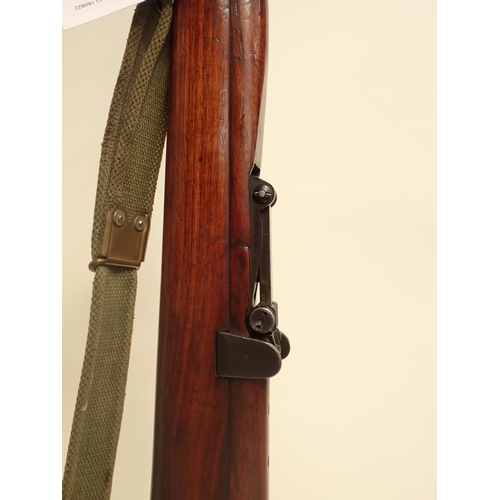 1463 - A de-activated short magazine Lee-Enfield Rifle Mk.III* dated 1915, complete with Boyonet, Sling and... 