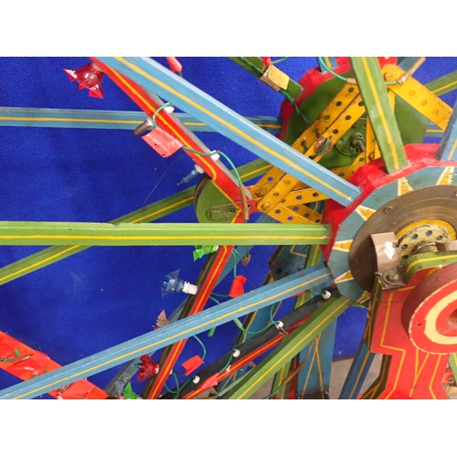 1442 - An electric operating large scale scratch built Model of a Fairground Ferris Wheel 4ft 2in H x 3ft 8... 