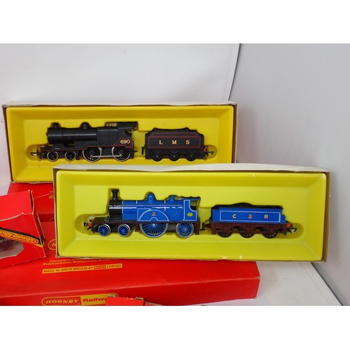 1070 - A boxed Hornby 00 gauge R450 LMS Fowler Locomotive, a boxed R868 SR M7 Locomotive, a boxed R553 Cale... 