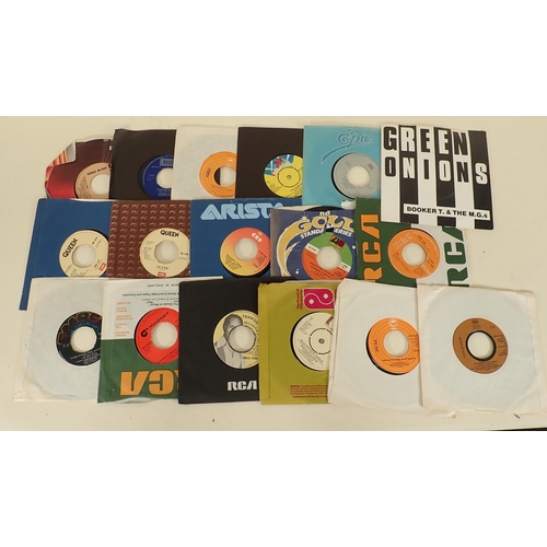 263 - An eclectic collection of approximately 400 7inch Singles. Spanning the 60's, 70's, 80's & later. Ar... 