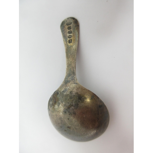 6 - A William IV silver Caddy Spoon, old English pattern, engraved initial E, Birmingham 1832, maker: J.... 