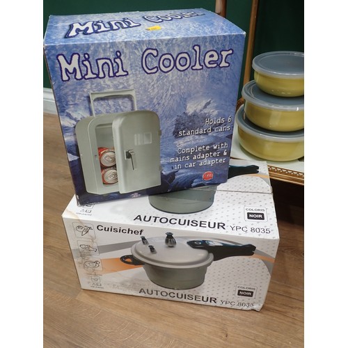 733 - A box of kitchen ware including Autocuiser, Food Processor, Cooler, etc.