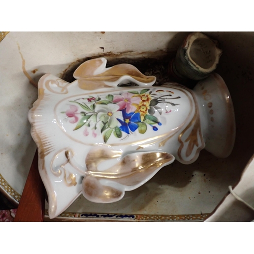 333 - A box of ceramics including India Jane Jardiniere, Caughley type Saucer, Beswick Parrot A/F, etc.