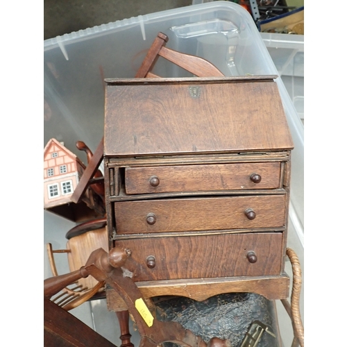 475 - A box of Doll's House Furniture including Windsor Chair, mahogany Dumb Waiter, Tripod Table, etc.