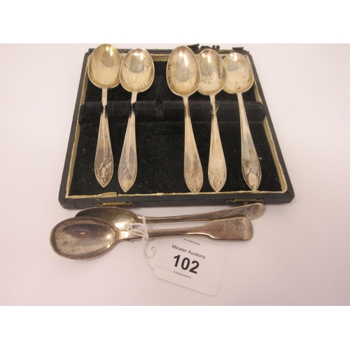 102 - A set of five cased silver Teaspoons and two silver Mustard Spoons.