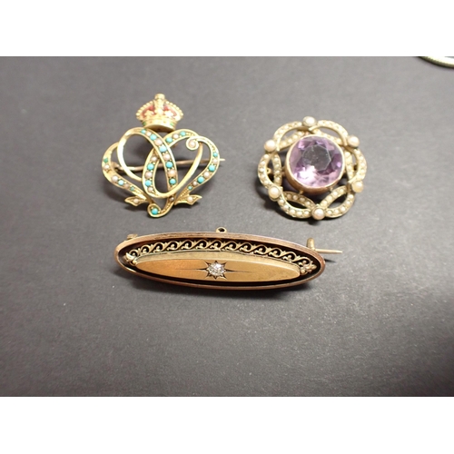 190 - A Victorian boat shaped Brooch pavé-set single old-cut diamond, stamped 15ct, an Amethyst and Seed P... 