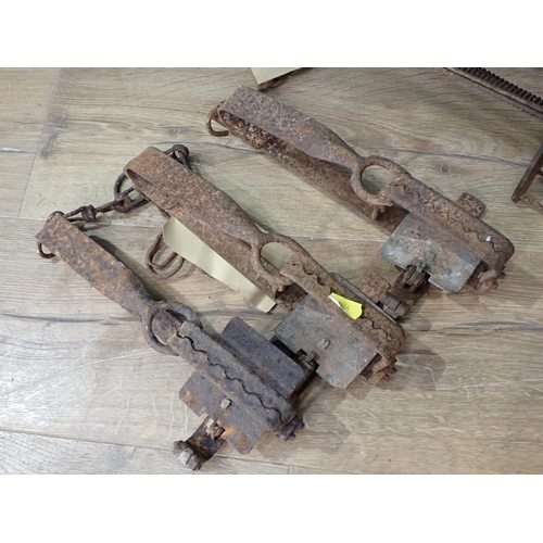 278 - Three antique Gin Traps, a wooden Mousetrap and a Mole Trap