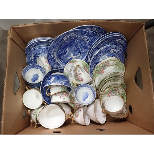 521 - A quantity of Spode Italian ware, a Windsor part Tea Set, Majolica Plates, Chinese Ginger Jars, etc