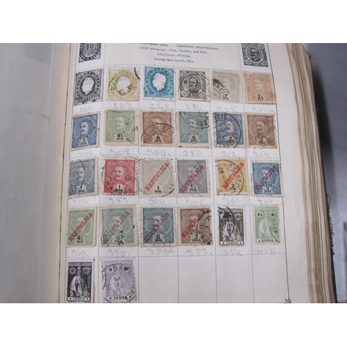 404 - A Philatelic Album containing a specialist Gibraltar King Geo VI - Que II Collection, mint/used (wit... 