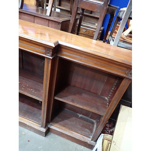 729 - A Victorian walnut breakfront Bookcase of three bays with adjustable shelves 6ft 8in W x 3ft 3in H