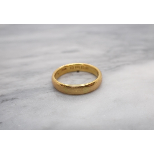 161 - A 22ct gold Wedding Band, approx 6.60gms