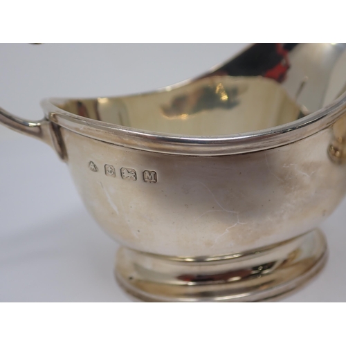 105 - A pair of Edward VIII silver Sauce Boats on oval bases, Birmingham 1936, 370gms