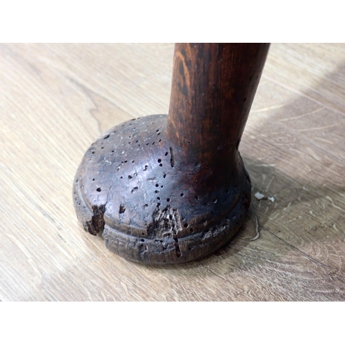 519 - An 18th Century and later oak dropleaf Dining Table on pad feet 3ft 3in W x 2ft 5in H