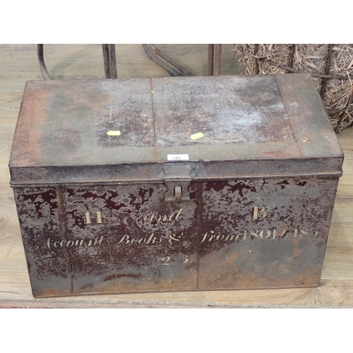 542 - A wire 'The Hygienic Vegetable and Fruit Rack' with enamel label, a Deed's Box, two metal stacking C... 