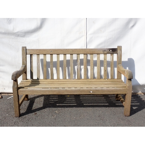 558A - A wooden Garden Bench 4ft 11in W x 2ft 9in H