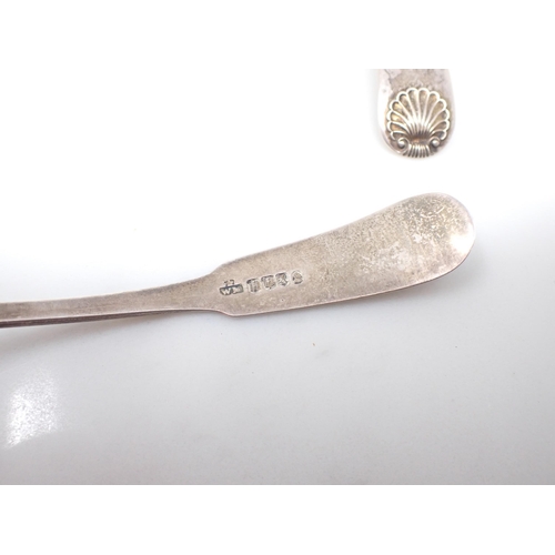 109 - A pair of William IV Scottish silver Sauce Ladles, fiddle and shell pattern, Edinburgh 1832, maker: ... 