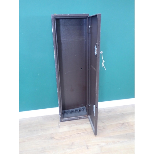 382 - A metal Gun Cabinet for six guns (keys in office) 4ft 5in H x 1ft 4in W