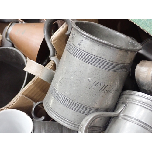 497 - A quantity of pewter Tankards and Measures, etc