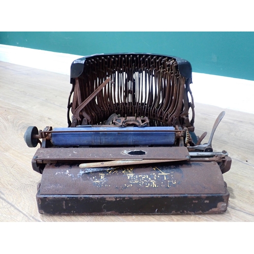 569 - A Royal Barlock No.12 Typewriter, C.1907, Serial No. 49032, standard manual typewriter for restorati... 