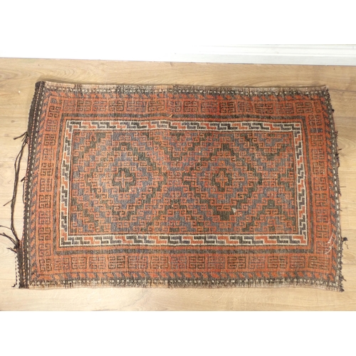 725 - Five assorted modern and antique Rugs