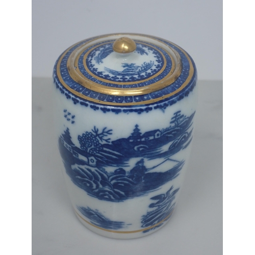 420 - A 19th Century porcelain Jar and Cover, possibly Caughley, with chinoiserie design of landscape with... 