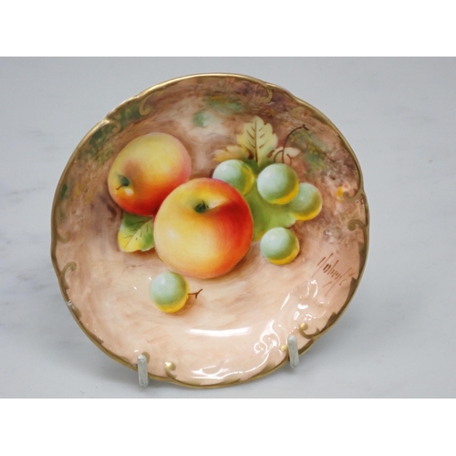 436 - A small pair of Royal Worcester circular Dishes painted still life of fruit, apples and grapes