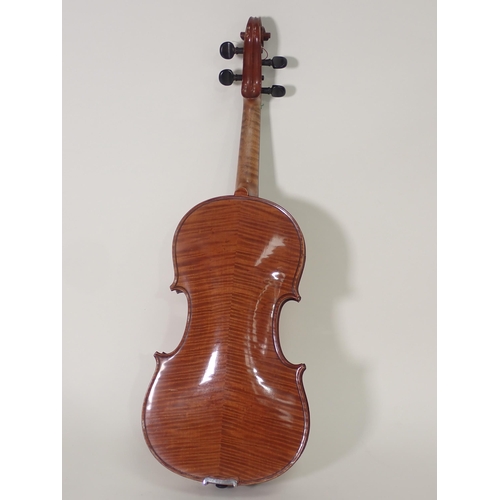 508 - A full size Violin with single perfling to the top and the two piece back with interior label 