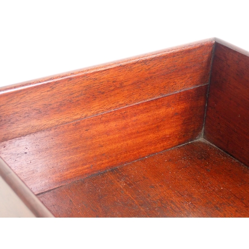 709 - A Georgian mahogany two division Book Trough wIth carrying handle 2ft 1 1/2in W x 4 1/2in H