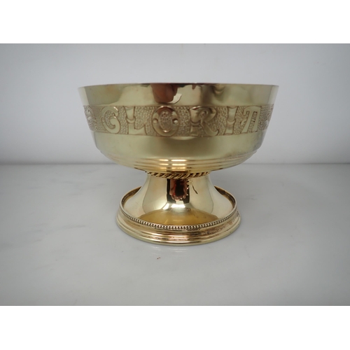 72 - A George V silver-gilt Trophy 'Swaythling Cup', engraved frieze 'Honor Et Gloria, etc', rope twist a... 