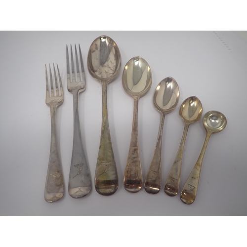 99 - A Set of Victorian silver Cutlery, old English pattern, engraved crest, London 1896, makers: Slater,... 