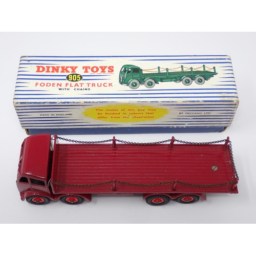 71 - A boxed Dinky Toys No.905 maroon Foden chain side Flat Truck