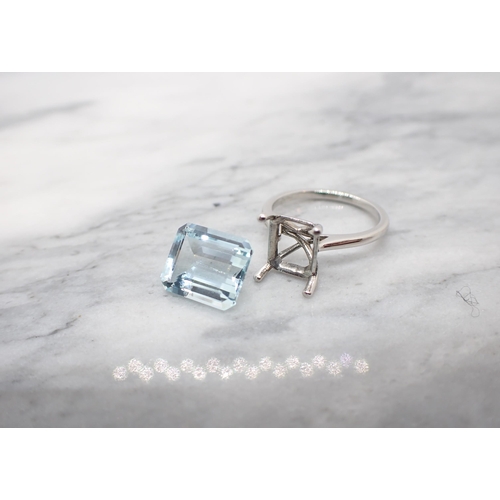 167 - A step-cut Aquamarine, 5ct, and a platinum Ring, approx 3.60gms, ring size K