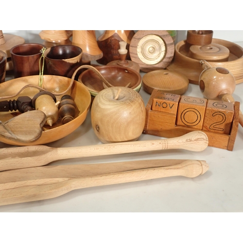 377 - A quantity of turned wooden items, barrel Taps, a Meerschaum Pipe, a Clay Pipe, etc