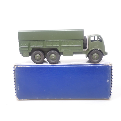 109 - A boxed Dinky Toys No.622 10-ton Army Truck (missing the driver)