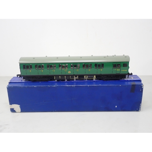 12 - Hornby-Dublo 3250 EMU, unused, superb box and literature
Moto Coach in mint condition showing no sig... 