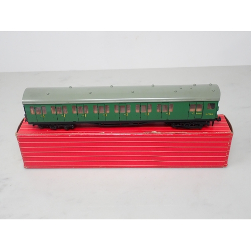 13 - Hornby-Dublo 4150 Trailer Coach, unused and boxed
Trailer Coach in mint condition showing no signs o... 